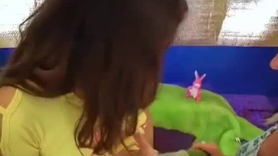 Hardcore playgirl know how to put her lips around that cock