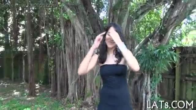 Savvy 3some satisfying